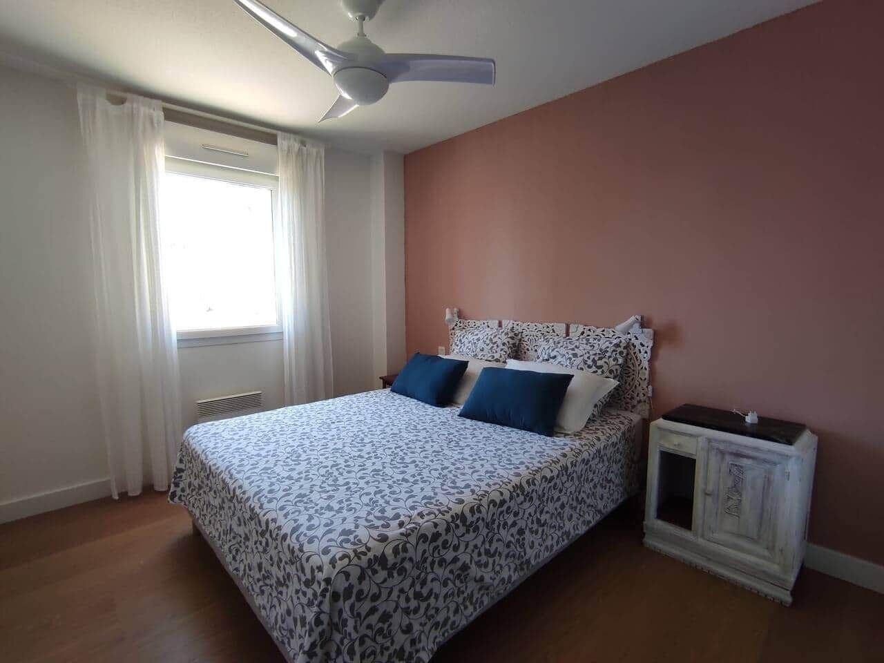 3 Schlafzimmer, Bügeleisen/Bügelbrett, WLAN, Bettwäsche