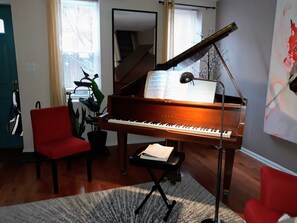 Interior - 2-bedroom house in South Philly’s thriving East Passyunk neighborhood (Philadelphia)
