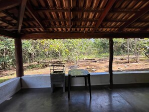 Outdoor dining - Relaxation, nature and swimming pool - Ranch in Chapada (São Jorge)