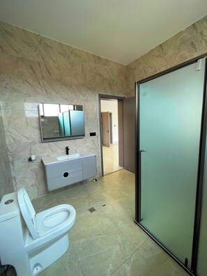 Free toiletries, hair dryer, towels, soap - Kigali Rwanda Villa  (Kigali)