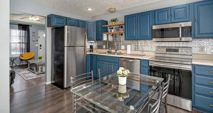 Belmont Blue Stylish Retreat - Bass Pro+MSU+Downtown+Drury