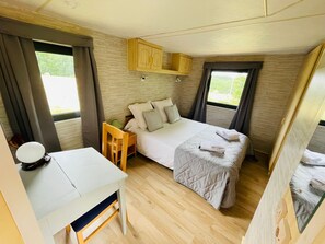 1 bedroom, bed sheets - A little corner of paradise (Église-Neuve-de-Vergt)