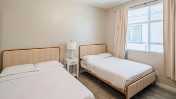 Iron/ironing board, free WiFi