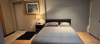 Terrific bicycle vacation house
in pleasant Oak View neighborhood adjacent Ojai.