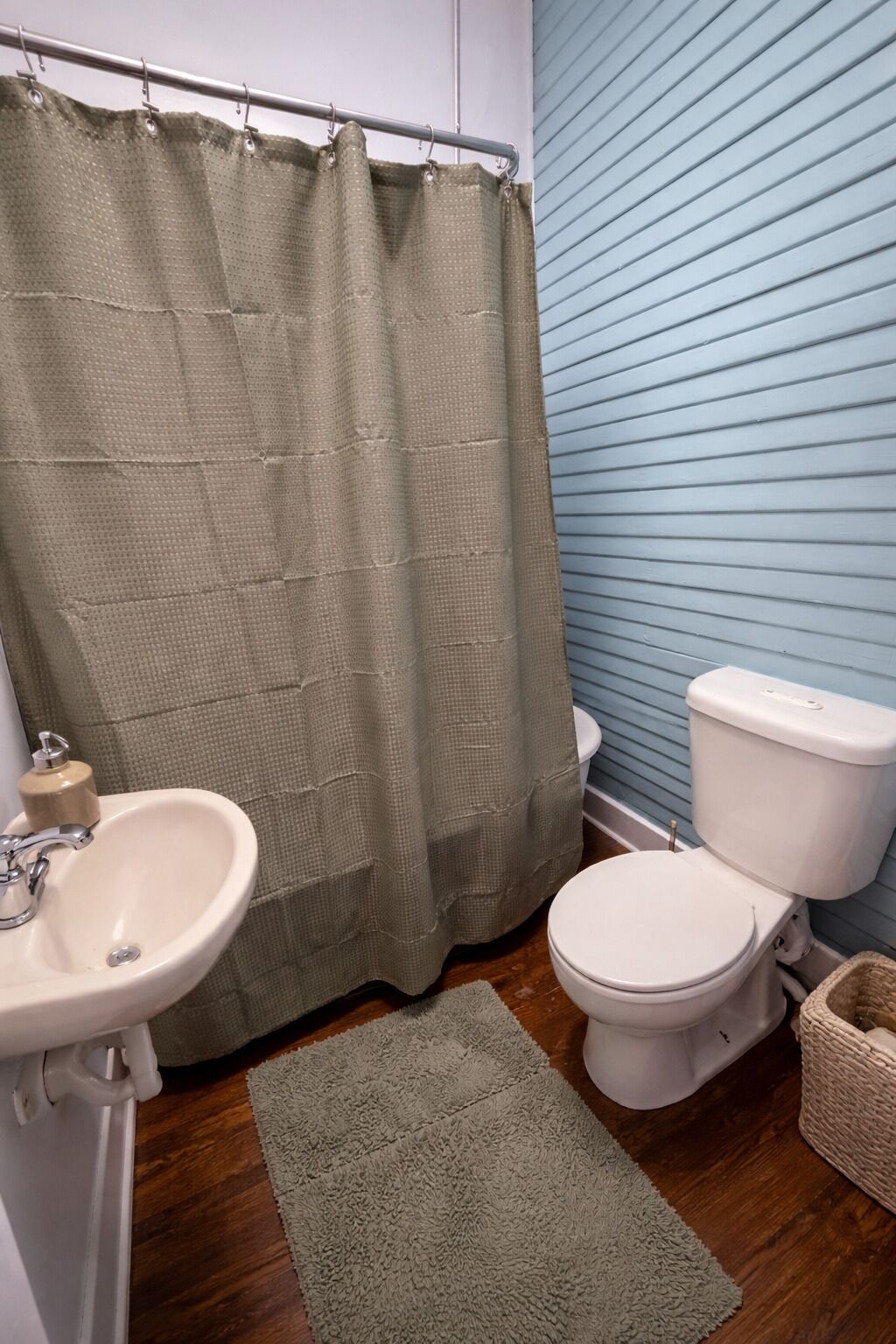 Towels, soap, toilet paper