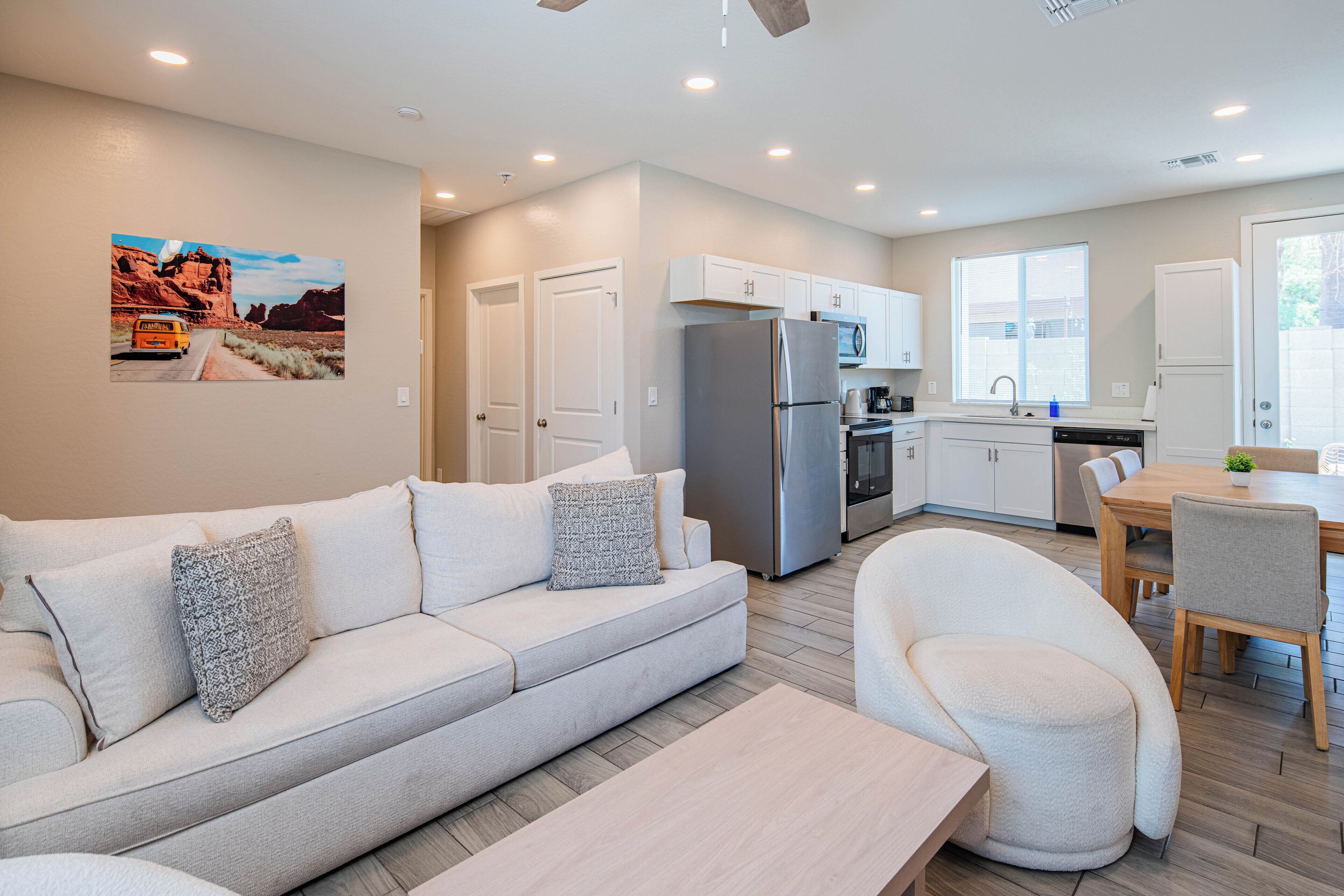 Téléviseur connecté de 65 po avec télévision par câble