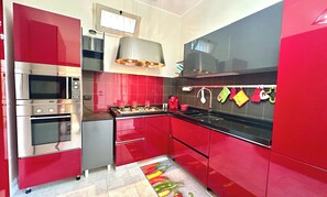 Fridge, microwave, oven, stovetop - Arenella Blu Holidays (Arenella)