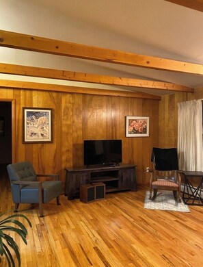 Interior -  HOMESTEAD HIDEAWAY, ANCHOR POINT'S AUTHENTIC HOMESTEAD JUST 20 MINUTES TO HOMER (Anchor Point)