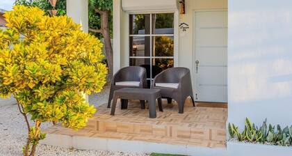 Casita06: totalmente climatizada, 3 hab./con baño. Cerca de BahĂa de Ăguilas.