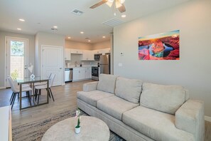 Living area - The One 511 (Glendale)