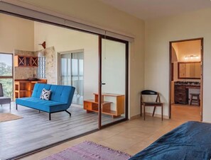 5 chambres, bureau, Wi-Fi gratuit, draps fournis