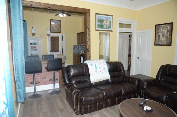 Interior - Saltwater Serenity at Galveston Texas (Galveston)