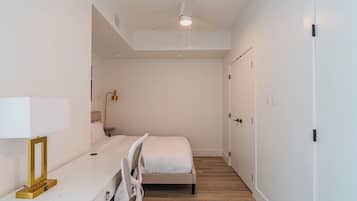 Iron/ironing board, free WiFi