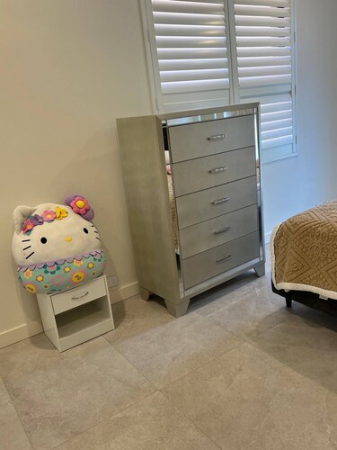 Room-bed and Comfort Style and Elegance