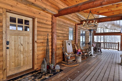 Ski-In/Ski-Out Log Cabin on Great Eastern Trail | Hot Tub, Sauna, Game Room