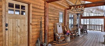 Ski-In/Ski-Out Log Cabin on Great Eastern Trail | Hot Tub, Sauna, Game Room