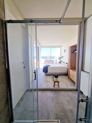 1 chambre, fer et planche Ă repasser, Wi-Fi, draps fournis