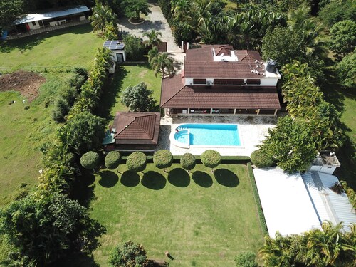 Spacious Villa with Pool | Secure Area | The Ideal Escape for your Family