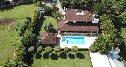 Spacious Villa with Pool | Secure Area | The Ideal Escape for your Family