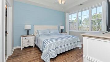 2 bedrooms, WiFi (free), bed sheets