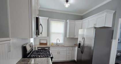 Cozy and Clean Bayou Retreat on Highway 1 near Many Louisiana Attractions