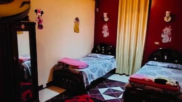 3 bedrooms, iron/ironing board