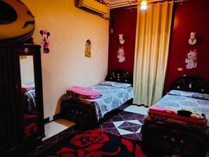 3 bedrooms, iron/ironing board - Traveliano Guest House (Aswan)