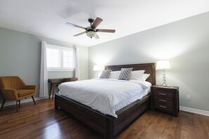4 bedrooms, iron/ironing board, WiFi, bed sheets - Riverside Calm - Peaceful Retreat in West London (London)