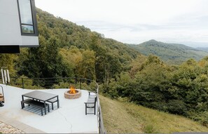 House | 1 bedroom - Private Luxe Mountain View Getaway (Candler)