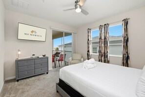 3 bedrooms, iron/ironing board, travel cot, WiFi - Champions Gate Hideaway with Game Room (Davenport)