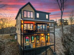 Exterior - Luxe Lodge with Indoor Pool, Views, and Games (Sevierville)