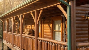 Exterior - Gatlinburg Log Cabin • Hot Tub • Fireplace • Game Loft • EV • Pet friendly (Gatlinburg)