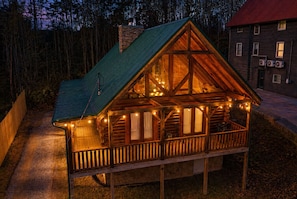 Exterior - Gatlinburg Log Cabin • Hot Tub • Fireplace • Game Loft • EV • Pet friendly (Gatlinburg)
