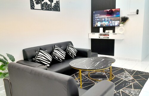 A modern home with complete facilities & a strategic location in Alor Setar.