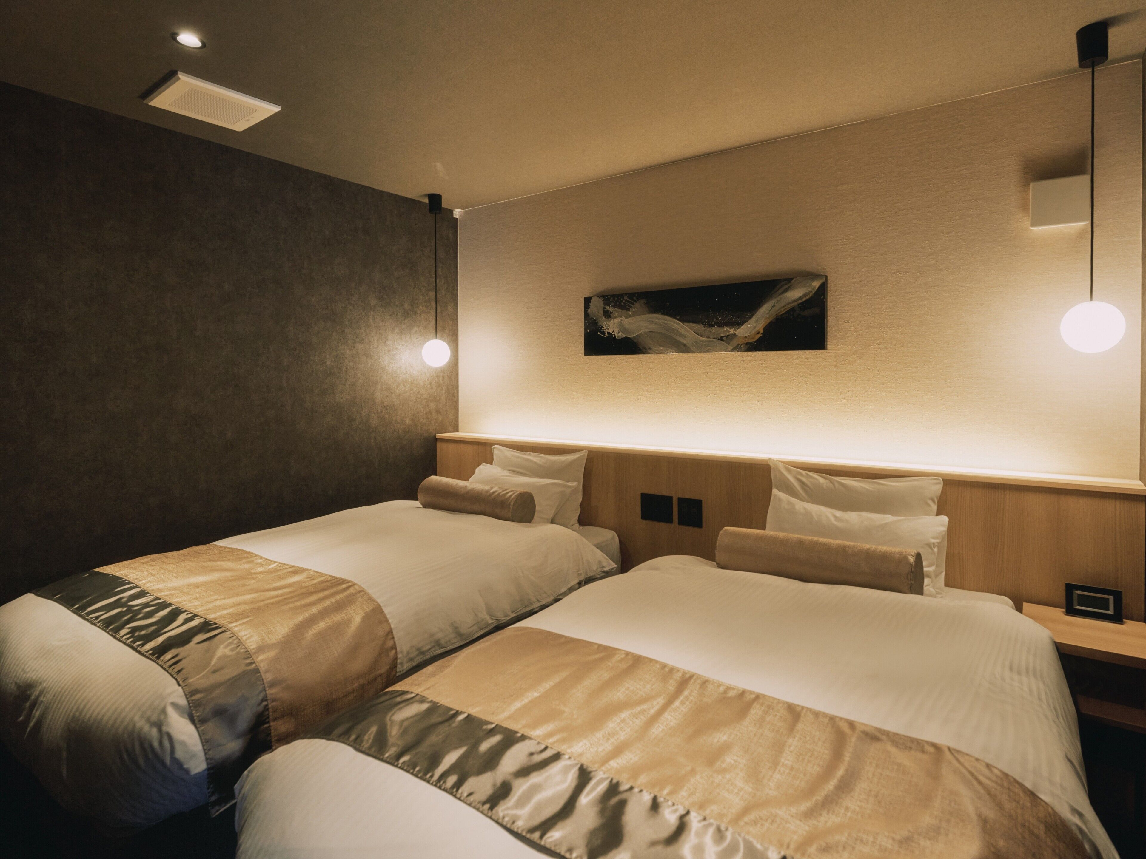 Junior Suite | Desk, laptop workspace, free WiFi, bed sheets