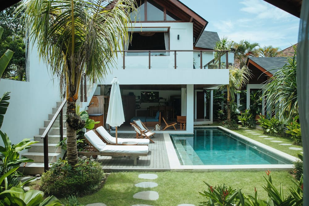 Suara Ombak Bali