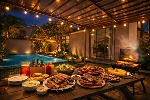 Outdoor dining - Sam Villa Riverside – Private Pool Villa Da Nang (Đà Nẵng)
