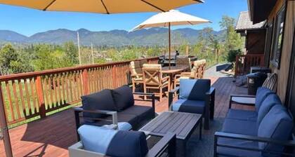 Country Living with Rogue Valley View
