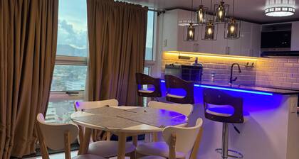 Modern 3BR Fully Furnished Condo Wi-Fi City View
