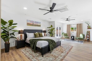 4 bedrooms, desk, iron/ironing board, free WiFi