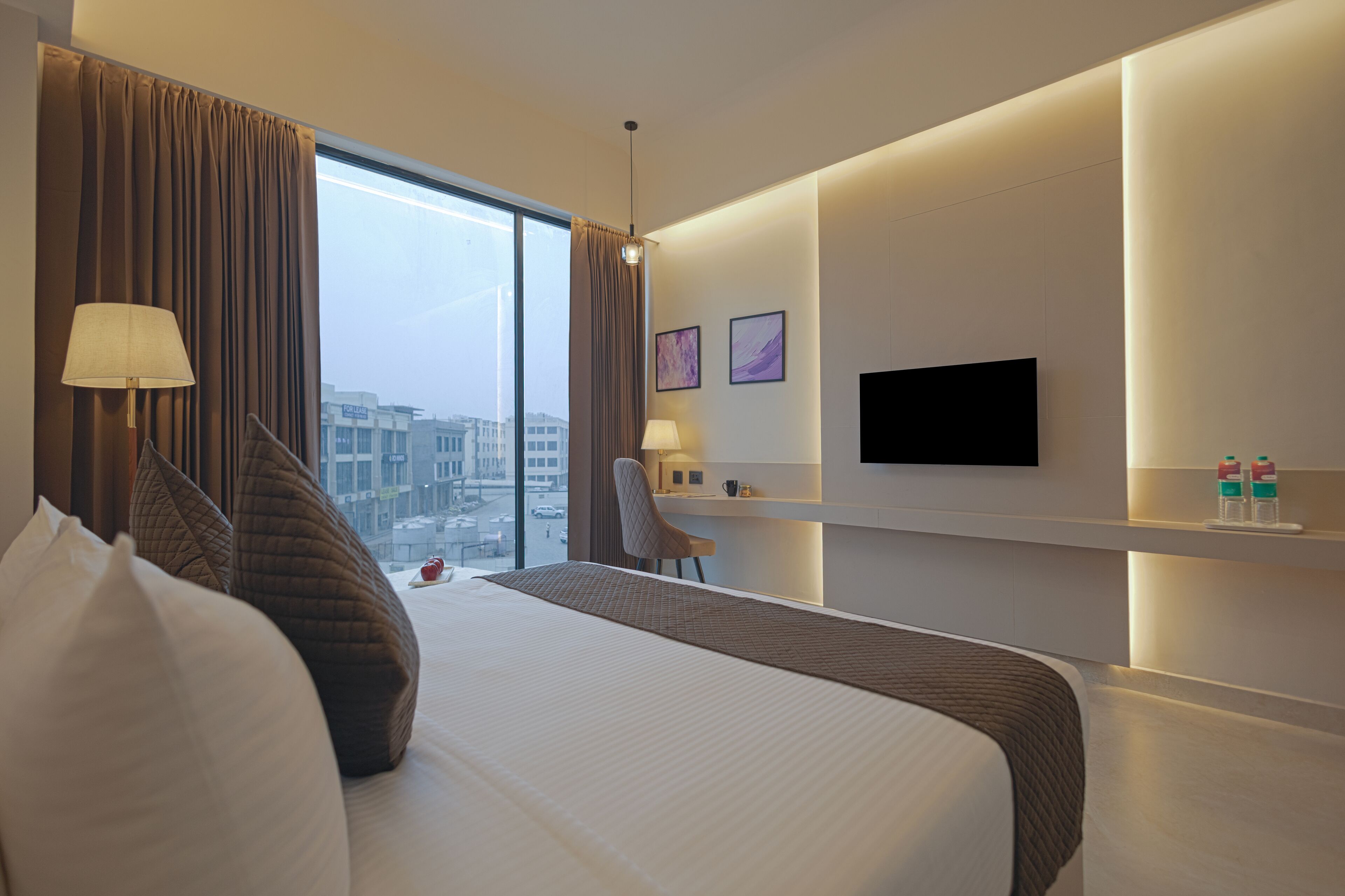 Aura Classic | Iron/ironing board, free WiFi