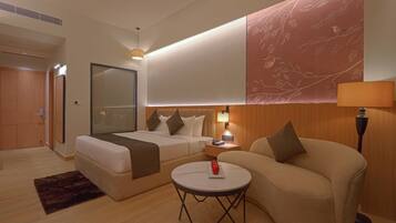 Deluxe Room, City View | Iron/ironing board, free WiFi