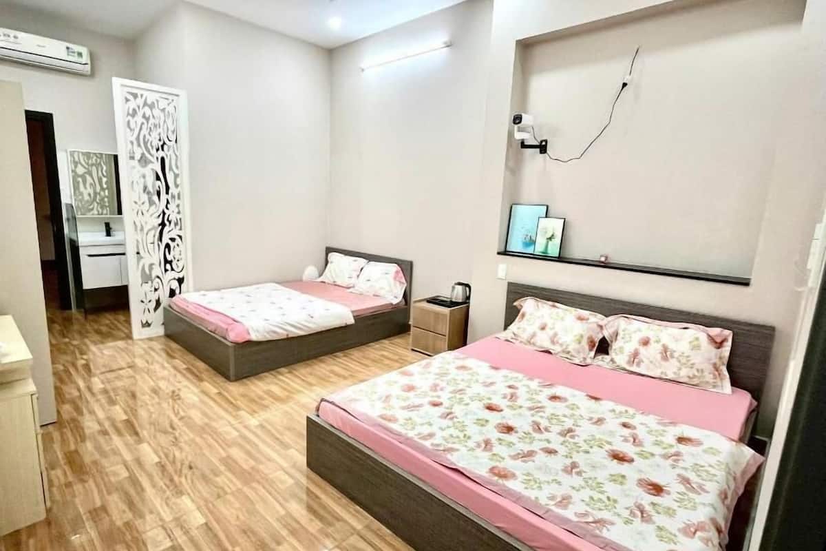 Family Quadruple Room, Balcony, City View | Desk, free WiFi