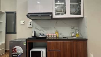 Chambre Double, 1 grand lit | Cuisine privée