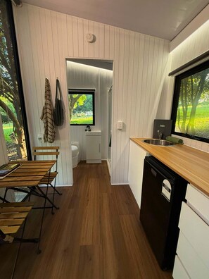 Interior - Under the Velvet Sky by Tiny Away (Dagun)