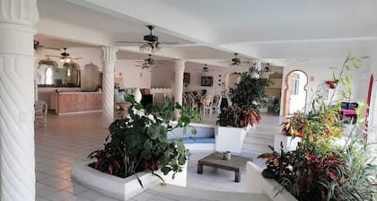 Hotel Marina Palace Tequesquitengo