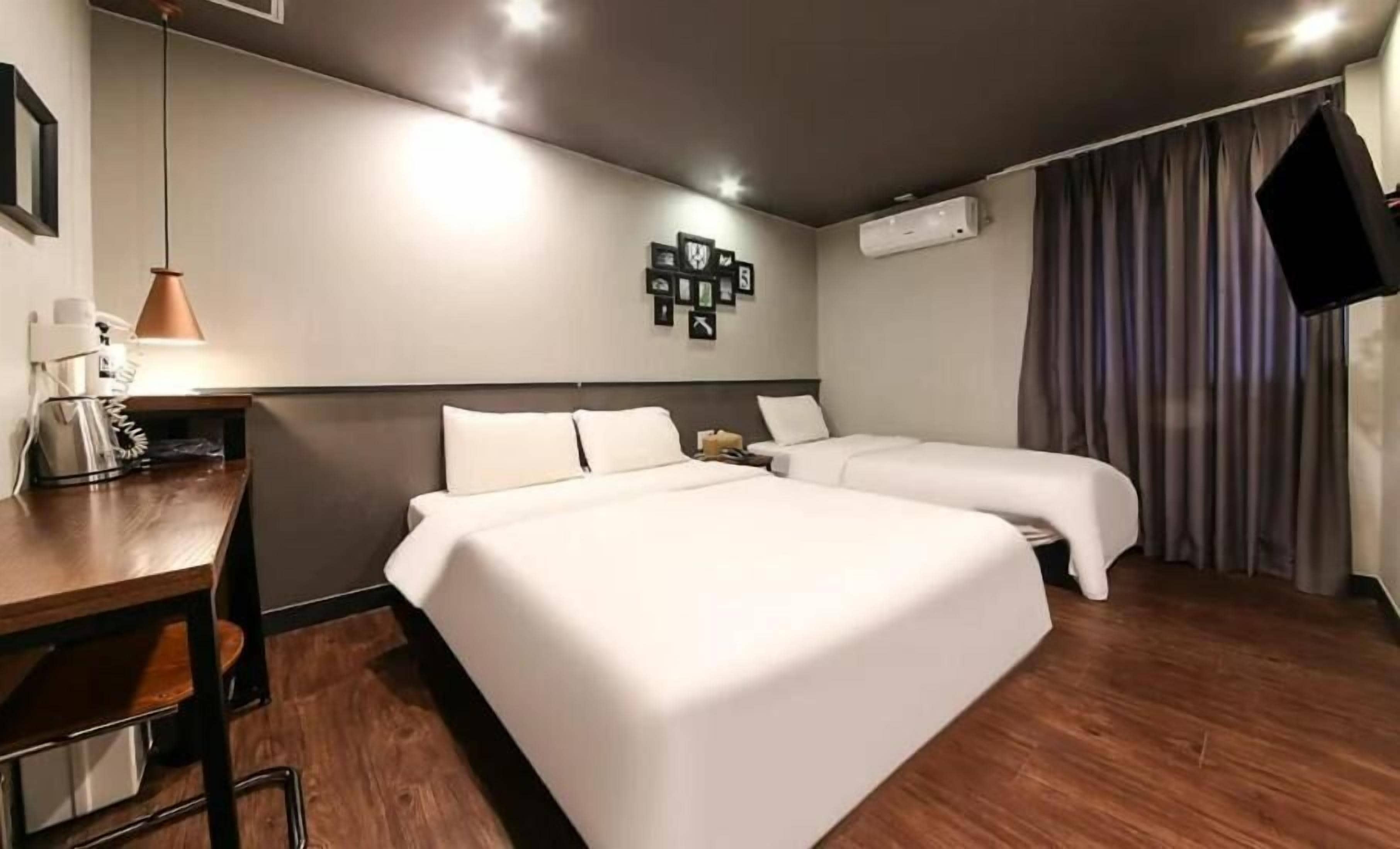 트윈룸, 부분 바다 전망 | 무료 WiFi, 침대 시트, 휠체어로 이용 가능