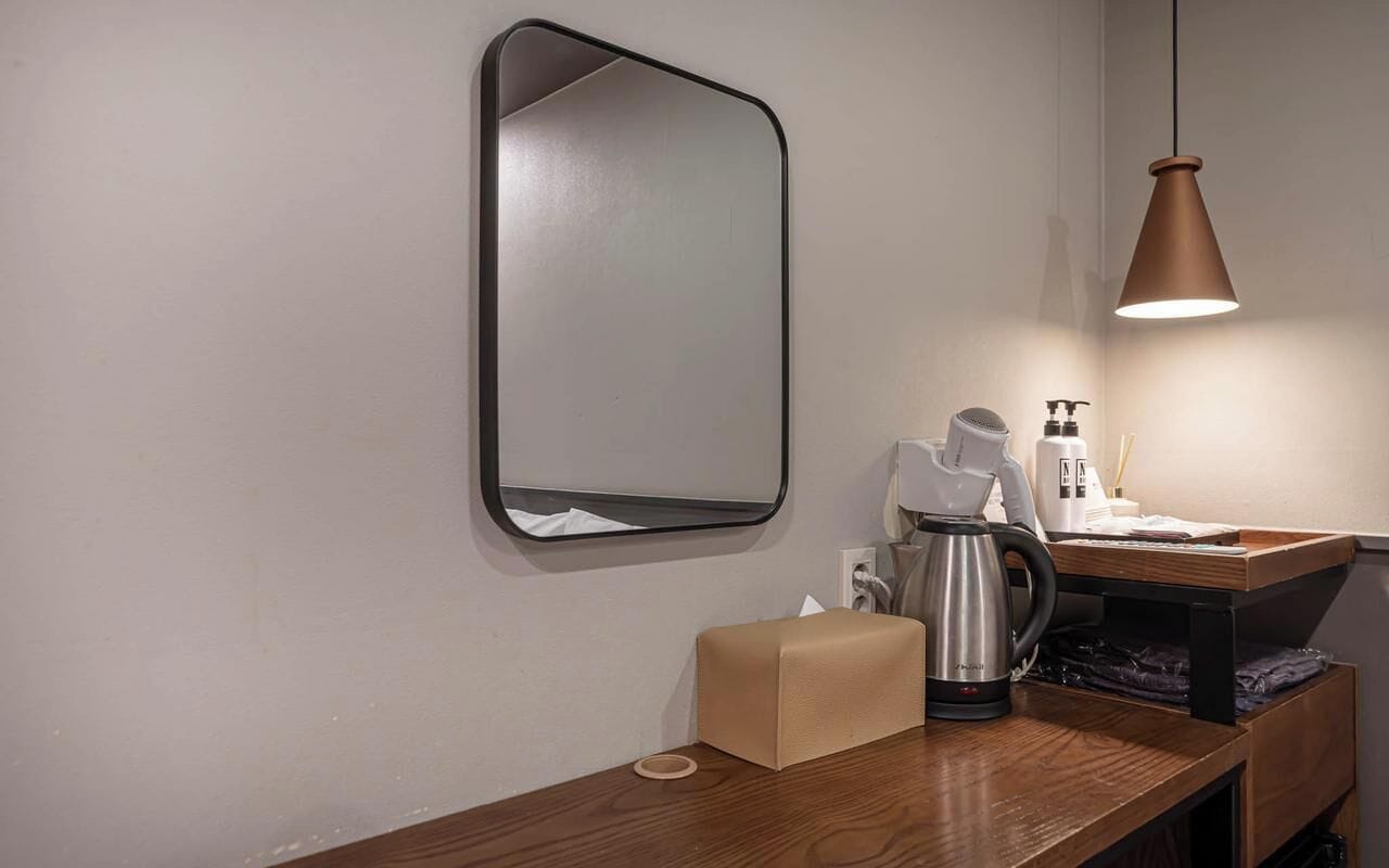 Twin - No Parking | WiFi (free), bed sheets