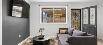 Dean Park 2-Bed Unit