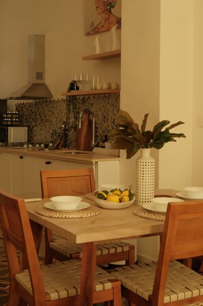 Dining - Colonial Chic Loft in Cartagena Old Town (Cartagena de Indias)